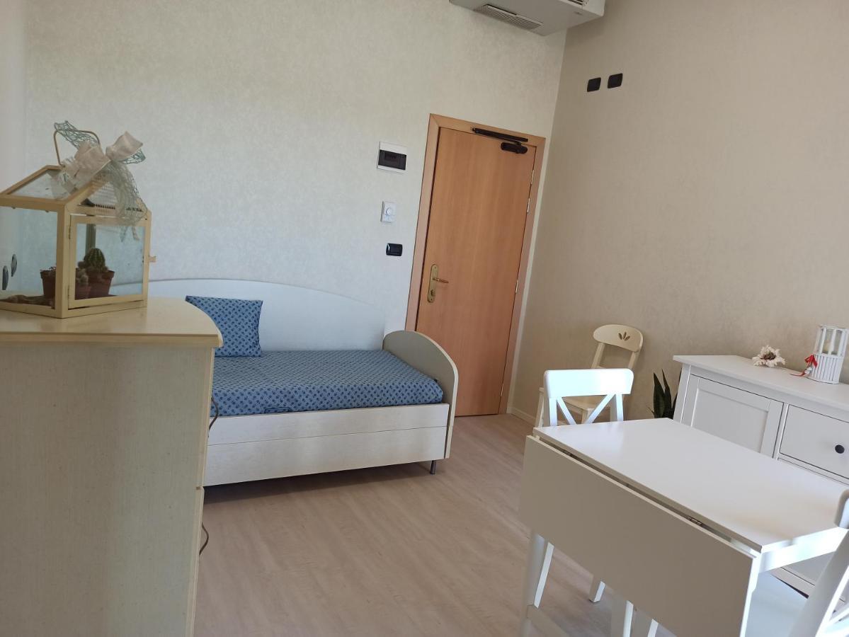 Hotel Mondial Bellaria-Igea Marina Buitenkant foto
