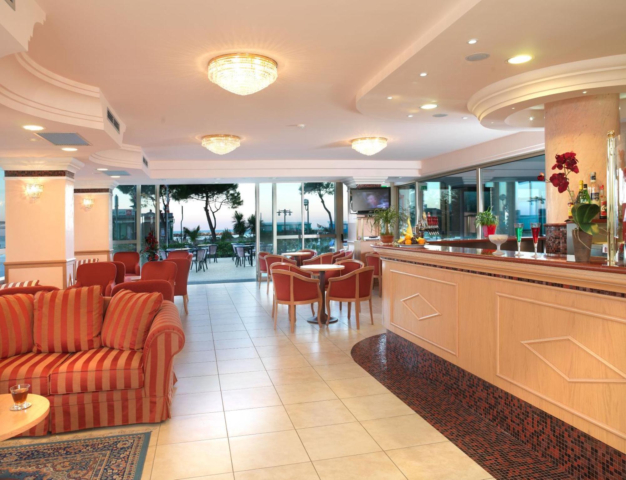 Hotel Mondial Bellaria-Igea Marina Buitenkant foto